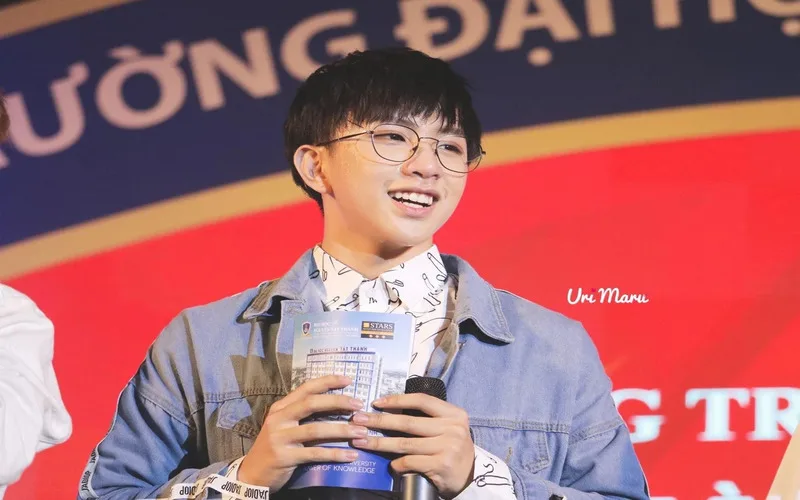 thanh vien cua uni5 thong tin chi tiet ve tung guong mat